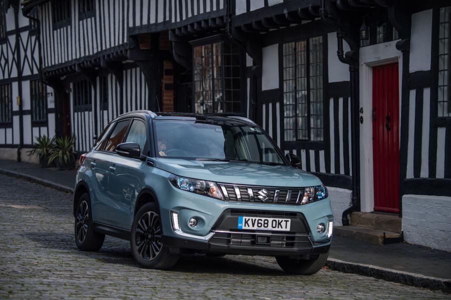  Suzuki Vitara SZ5 2018 года  (UK) (фото 25 из 27)